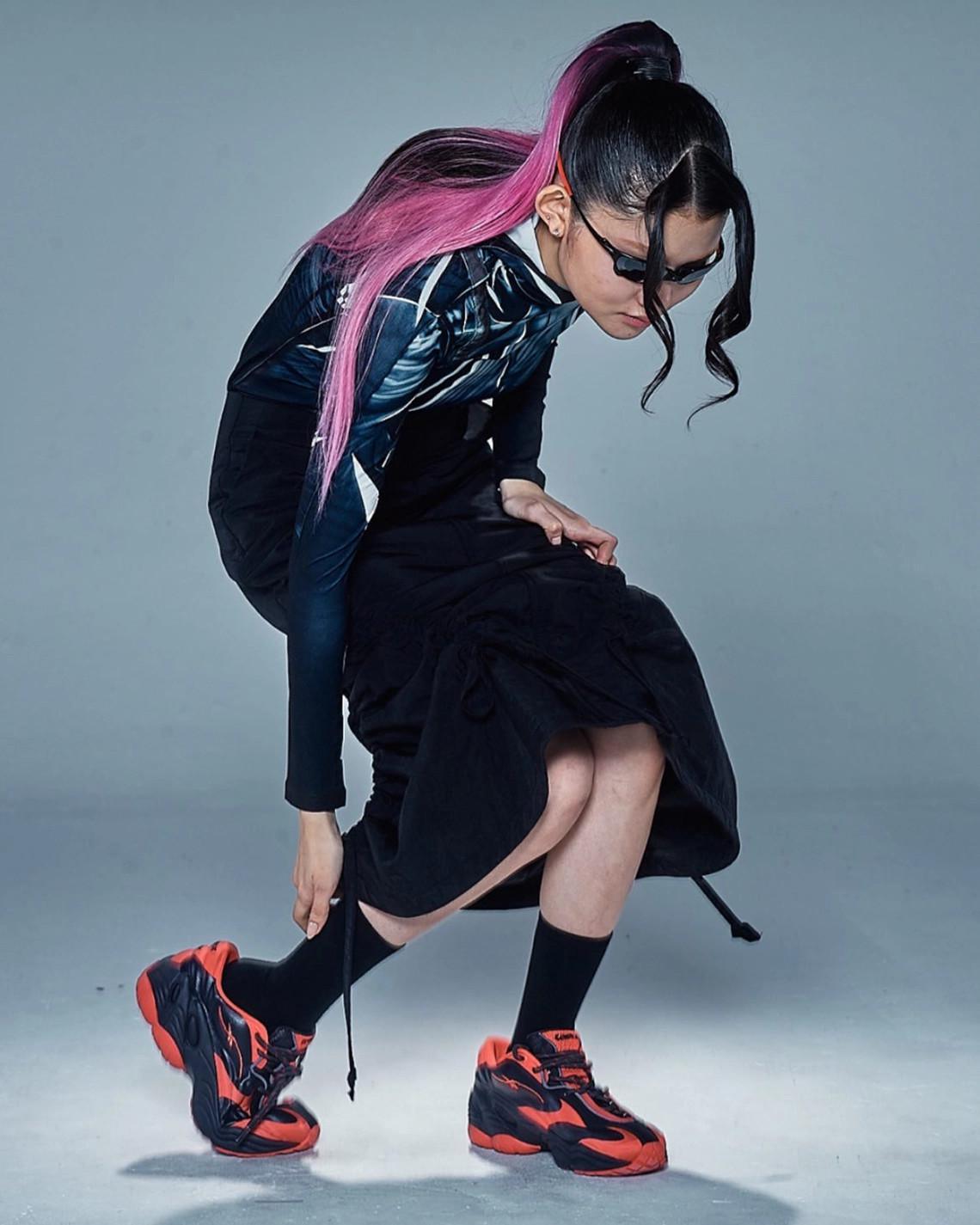 KANGHYUK annonce une collaboration avec Reebok DMX Run 6 Modern au milieu du Lookbook FW23.