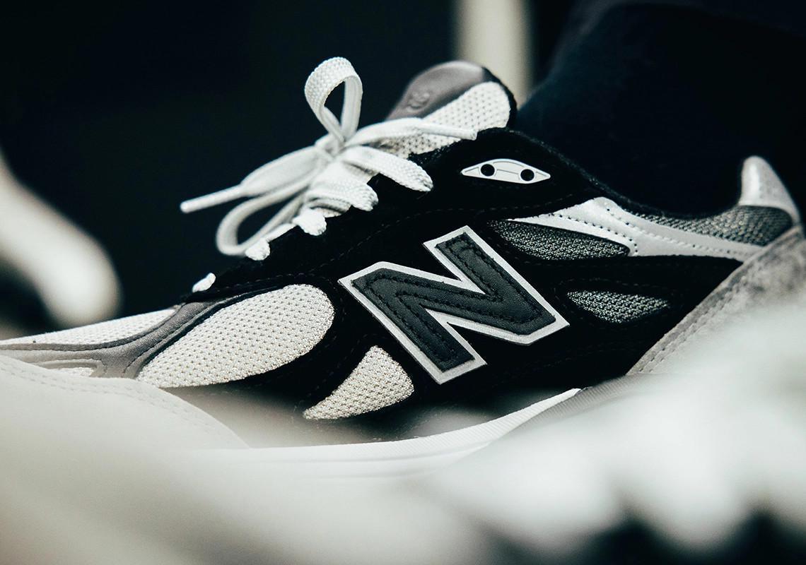 DTLR crée une New Balance 990v3 "GR3YSCALE" inspirée par l'esprit Hustler du DMV. DTLR crée une New Balance 990v3 "GR3YSCALE" inspirée par l'esprit Hustler du DMV.