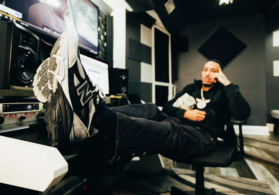 DTLR crée une New Balance 990v3 "GR3YSCALE" inspirée par l'esprit Hustler du DMV. DTLR crée une New Balance 990v3 "GR3YSCALE" inspirée par l'esprit Hustler du DMV.