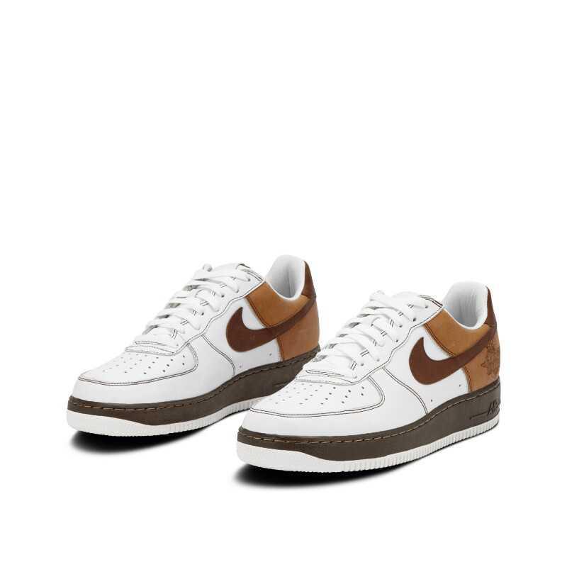 NIKE Air Force 1 Low LeBron James PE NIKE Air Force 1 Low LeBron James PE