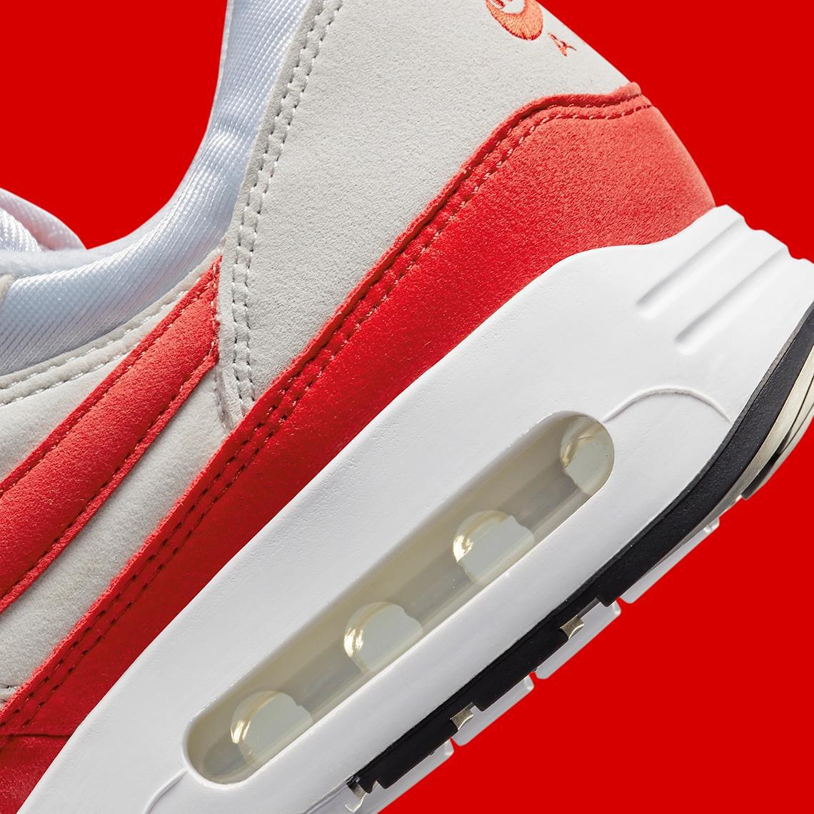 Images officielles de la Nike Air Max 1 '86 " Big Bubble ". Images officielles de la Nike Air Max 1 '86 " Big Bubble ".