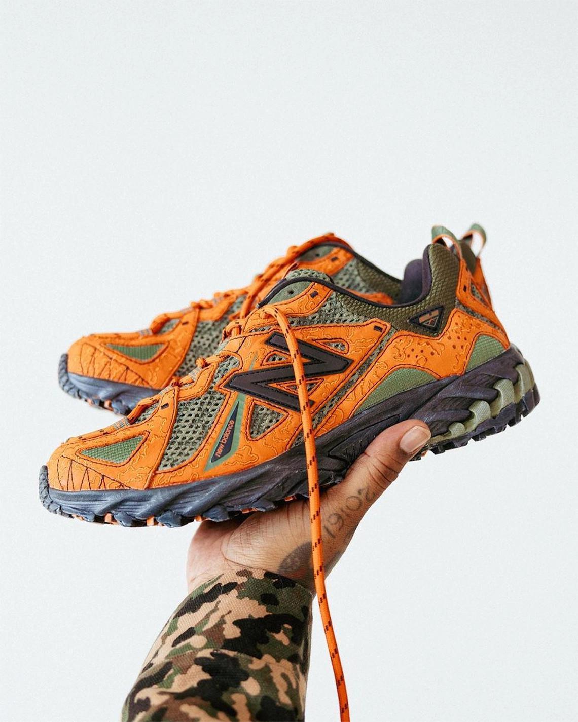 Joe Freshgoods présente son propre imprimé camouflage sur le pack New Balance "Beneath the Surface". Joe Freshgoods présente son propre imprimé camouflage sur le pack New Balance "Beneath the Surface".