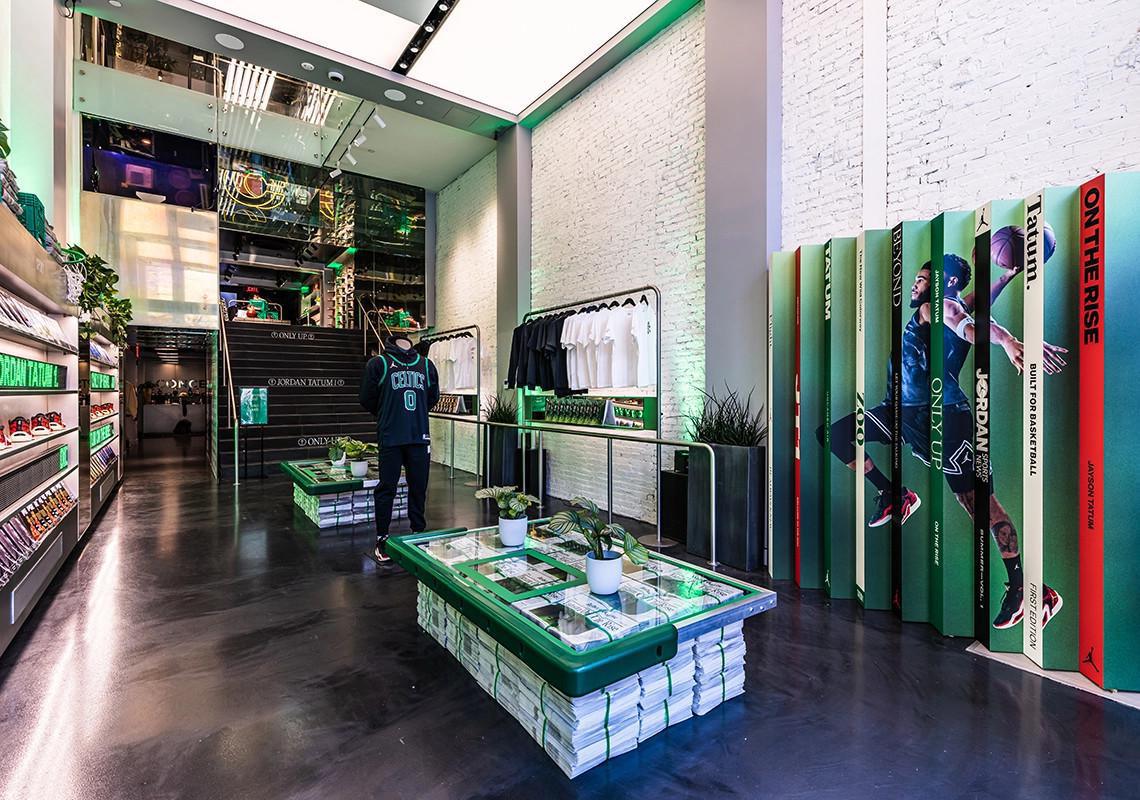 Concepts transforme le magasin de Boston pour le lancement anticipé de la Jordan Tatum 1 "Zoo"