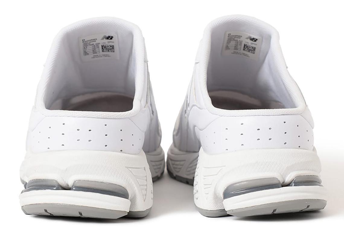 BEAMS et New Balance proposent une version blanche de la mule 2002R BEAMS et New Balance proposent une version blanche de la mule 2002R