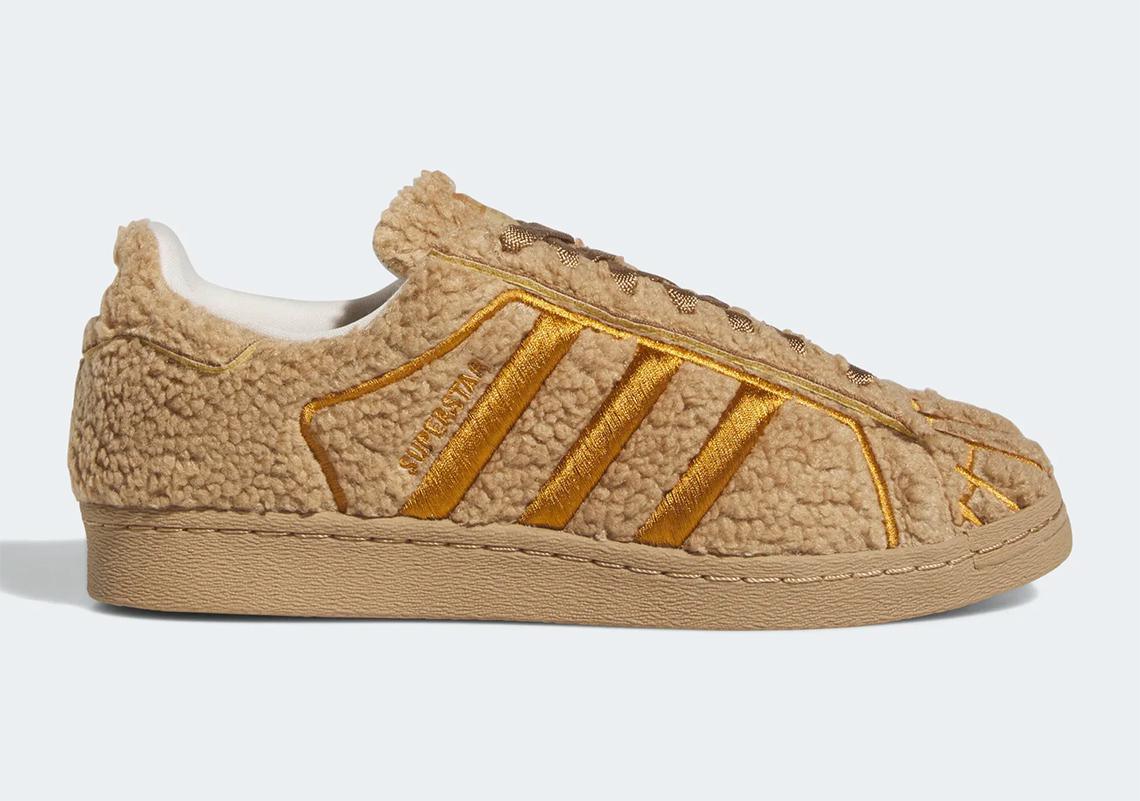 La Superstar adidas "Conchas" est un hommage ludique au Pan Dulce mexicain La Superstar adidas "Conchas" est un hommage ludique au Pan Dulce mexicain