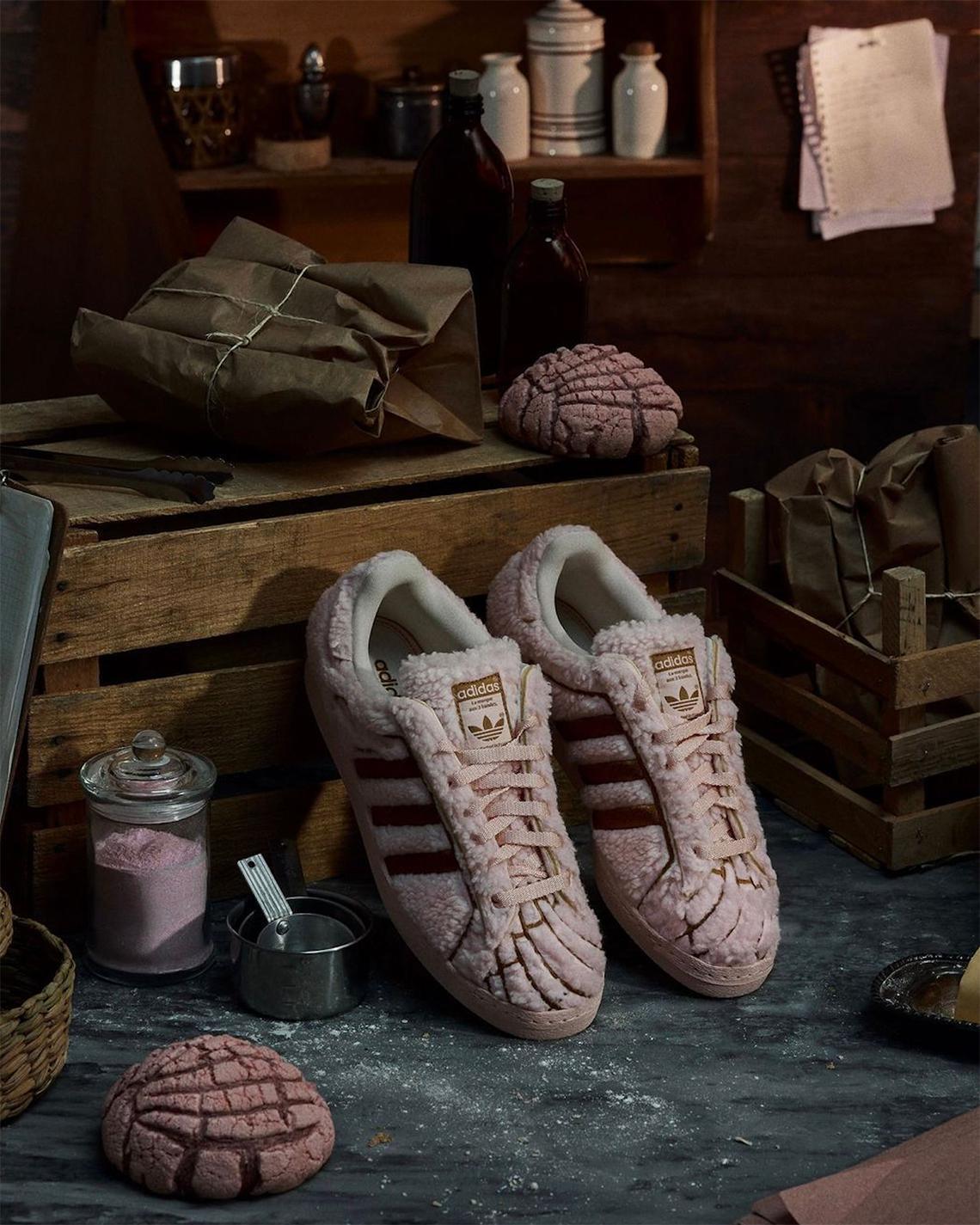 La Superstar adidas "Conchas" est un hommage ludique au Pan Dulce mexicain La Superstar adidas "Conchas" est un hommage ludique au Pan Dulce mexicain