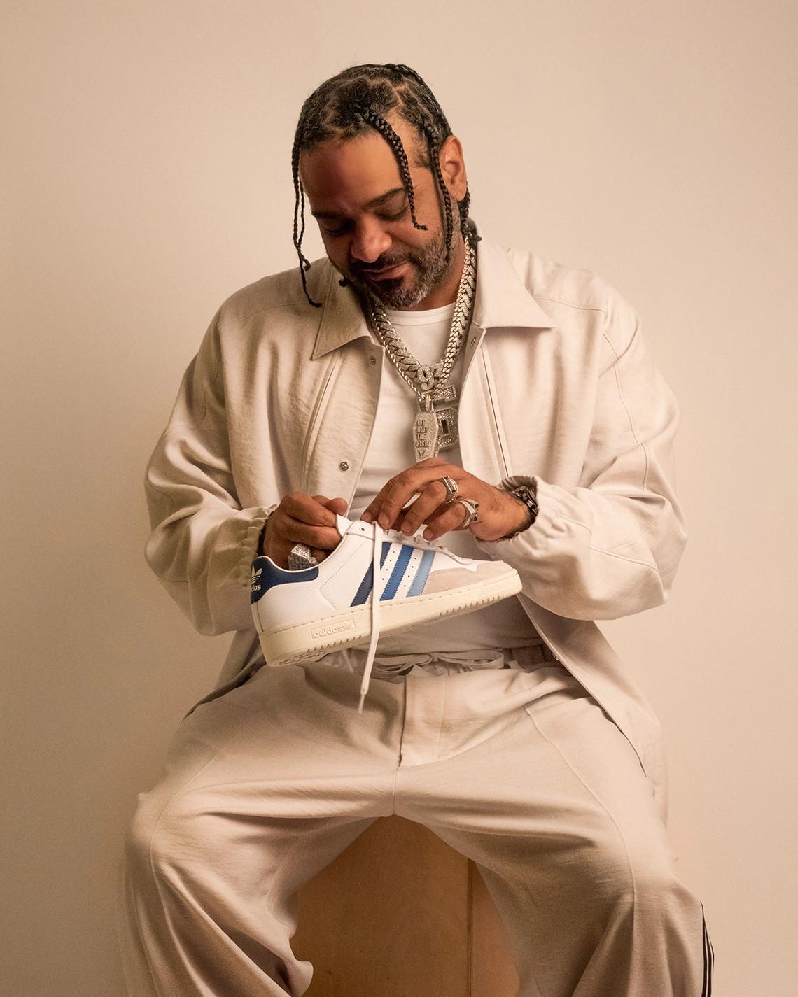 SNS réintroduit l'adidas Harlem avec l'aide de Jim Jones de Dipset SNS réintroduit l'adidas Harlem avec l'aide de Jim Jones de Dipset