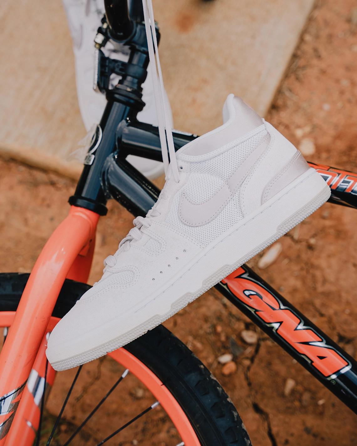 Social Status annonce la série de collaborations Nike Mac Attack avec le court métrage "Paper Stamps & Silver Linings Social Status annonce la série de collaborations Nike Mac Attack avec le court métrage "Paper Stamps & Silver Linings