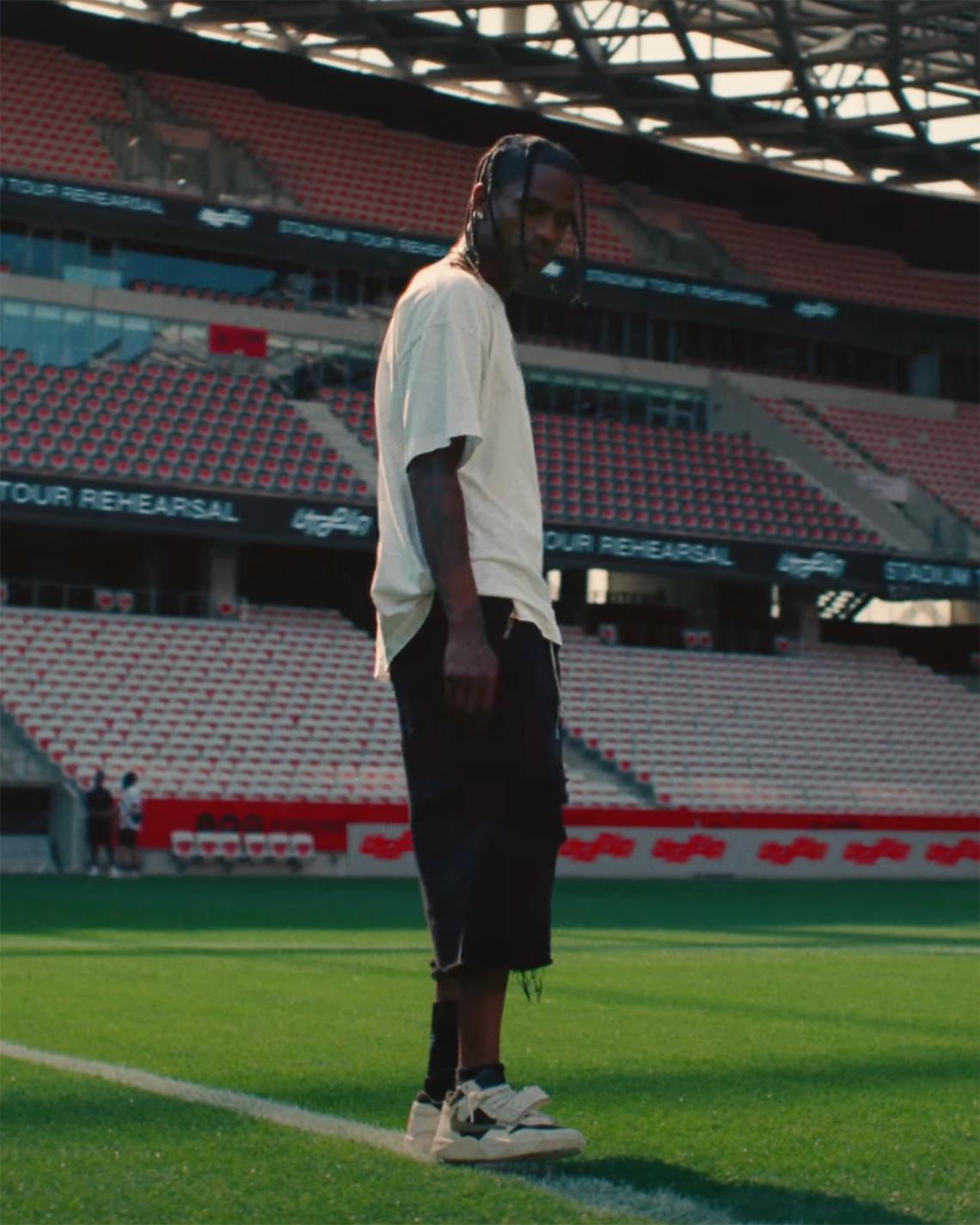 Travis Scott x Jordan "Cut The Check" apparaît dans un clip K-POP Travis Scott x Jordan "Cut The Check" apparaît dans un clip K-POP