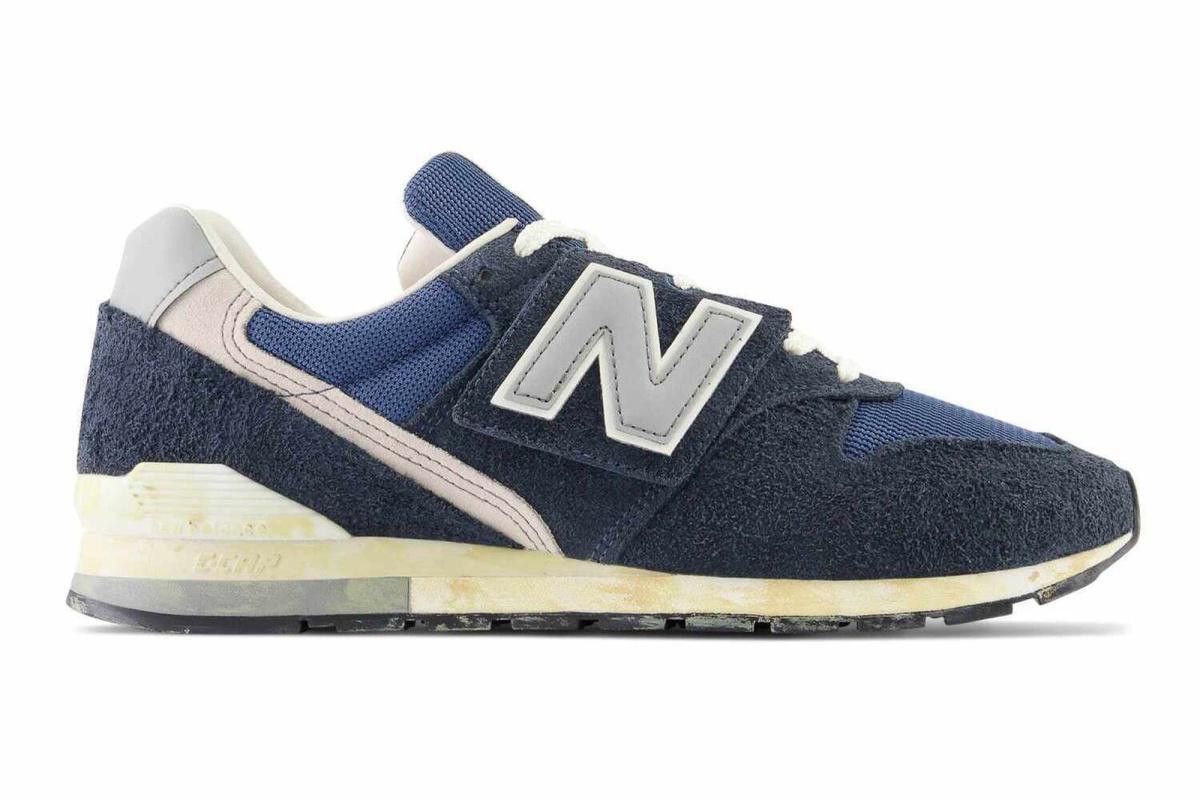 Les 996 Du 35e Anniversaire De New Balance Sont Ultra-Minimalistes Les 996 Du 35e Anniversaire De New Balance Sont Ultra-Minimalistes