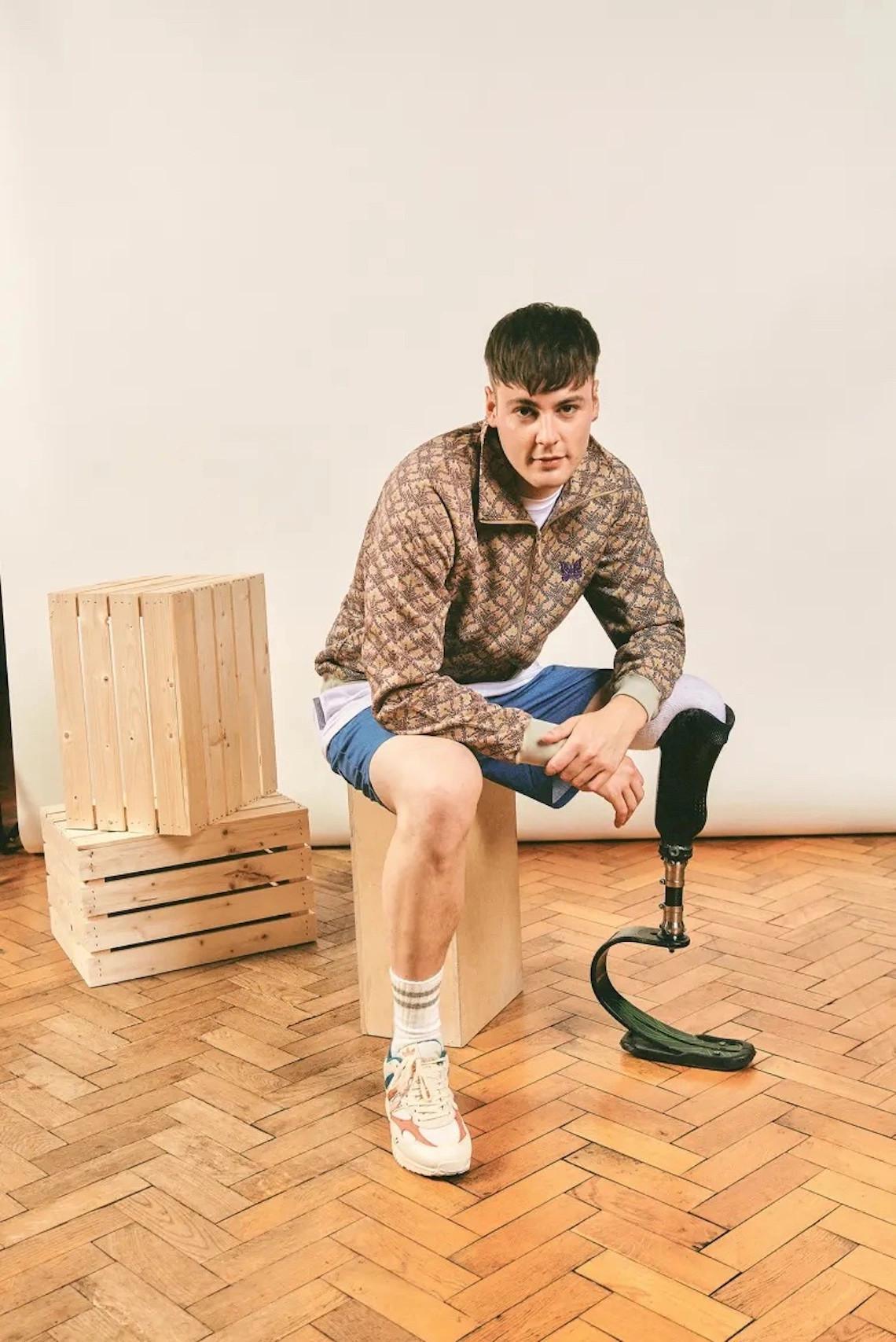 END. Et adidas fait de l'inclusivité avec le duo Torsion Super "Equals". END. Et adidas fait de l'inclusivité avec le duo Torsion Super "Equals".