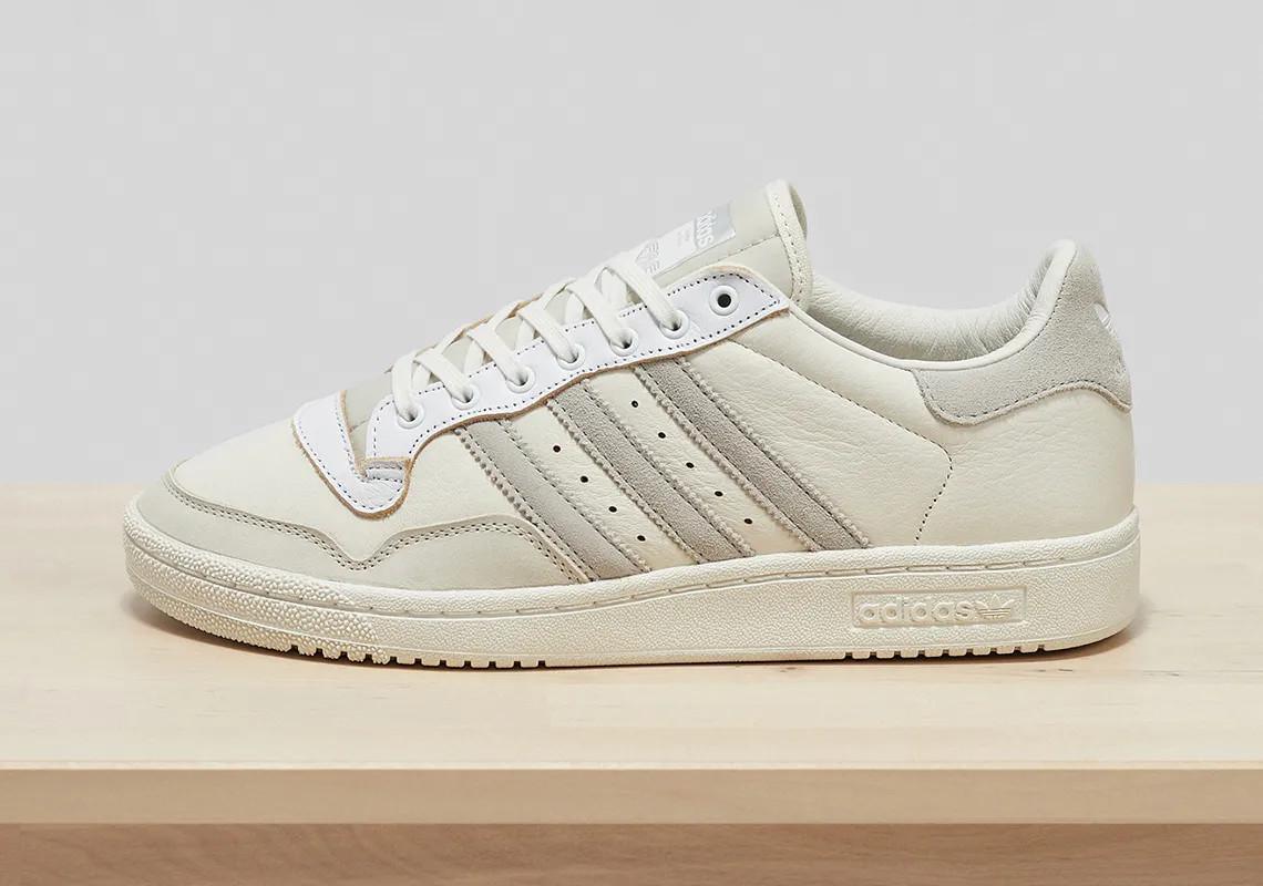 Le SNS x adidas "Rotation Pack" est composé de cinq icônes différentes Le SNS x adidas "Rotation Pack" est composé de cinq icônes différentes