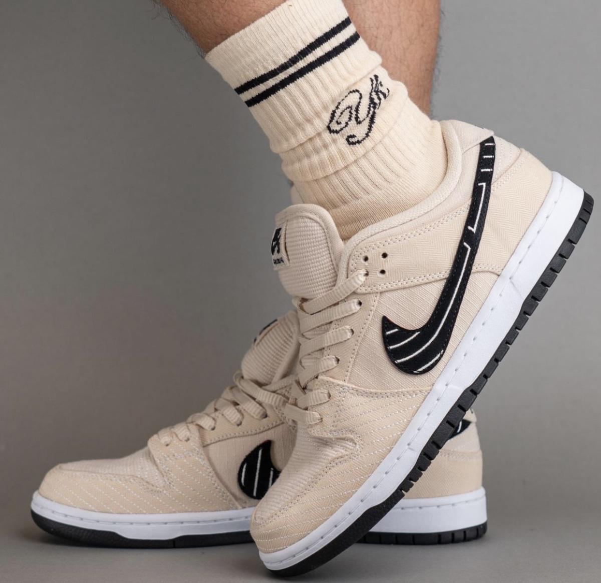 Albino & Preto x Nike SB Dunk Low avec empeigne déchirable Albino & Preto x Nike SB Dunk Low avec empeigne déchirable