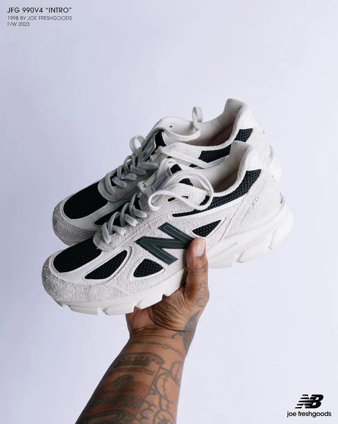 La New Balance 990v4 de Joe Freshgoods abandonne les couleurs pastel pour des transformations "noir/blanc". La New Balance 990v4 de Joe Freshgoods abandonne les couleurs pastel pour des transformations "noir/blanc".