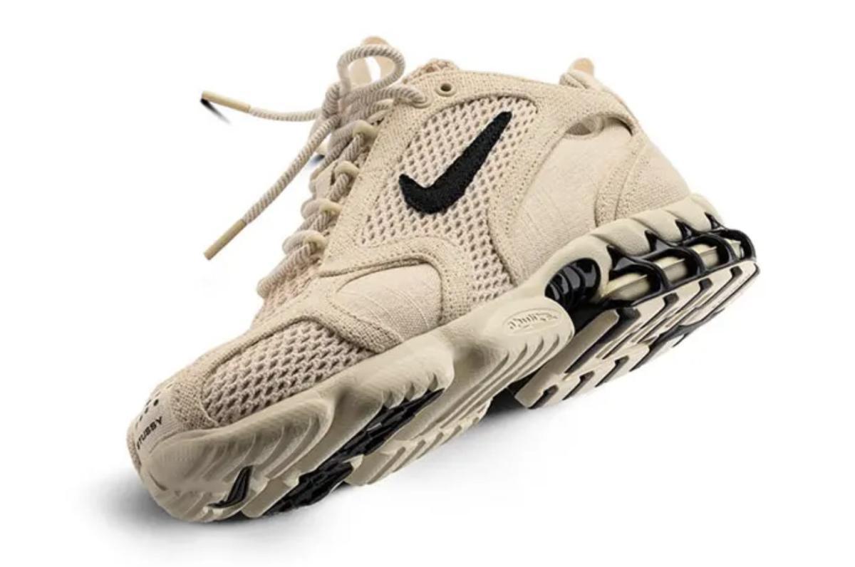 L'HISTOIRE COMPLÈTE DES COLLABORATIONS STUSSY X NIKE L'HISTOIRE COMPLÈTE DES COLLABORATIONS STUSSY X NIKE