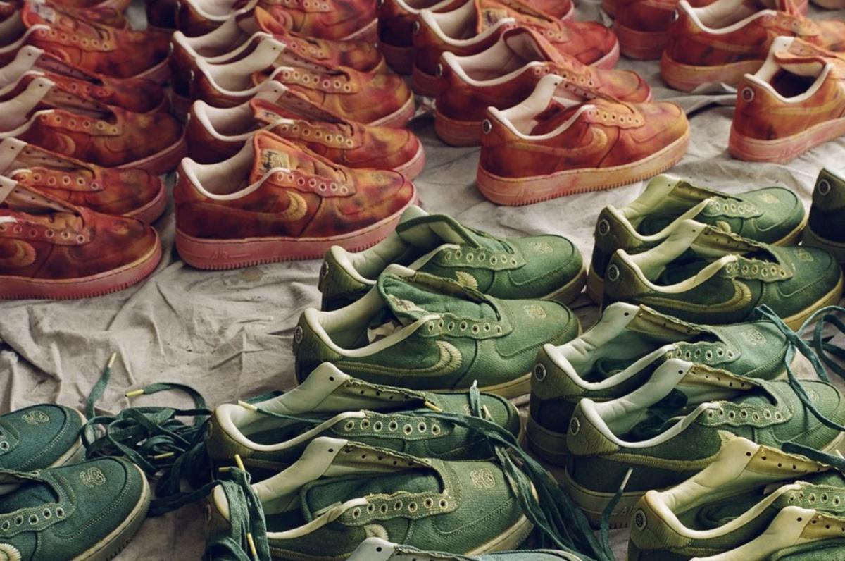 L'HISTOIRE COMPLÈTE DES COLLABORATIONS STUSSY X NIKE L'HISTOIRE COMPLÈTE DES COLLABORATIONS STUSSY X NIKE