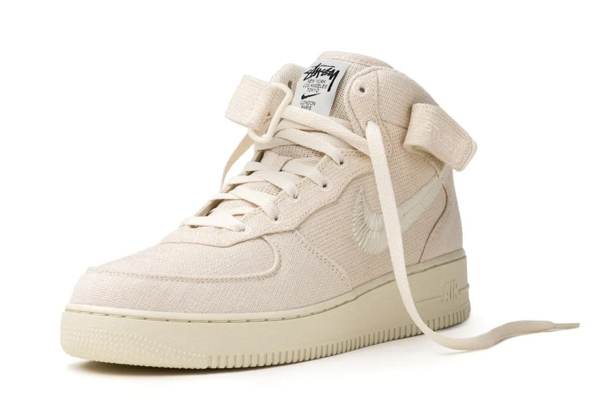 L'HISTOIRE COMPLÈTE DES COLLABORATIONS STUSSY X NIKE L'HISTOIRE COMPLÈTE DES COLLABORATIONS STUSSY X NIKE