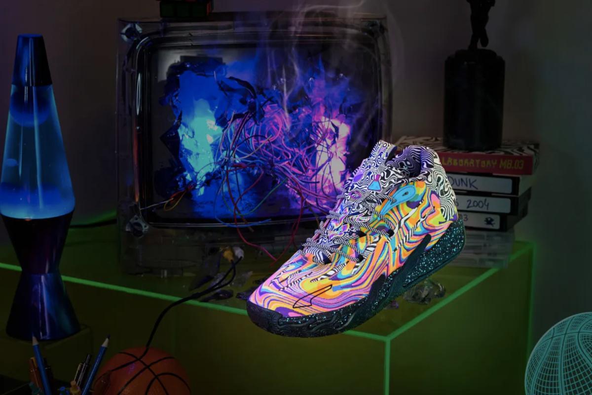 Le Dexter's Laboratory x PUMA MB.03 sortira le 22 décembre Le Dexter's Laboratory x PUMA MB.03 sortira le 22 décembre