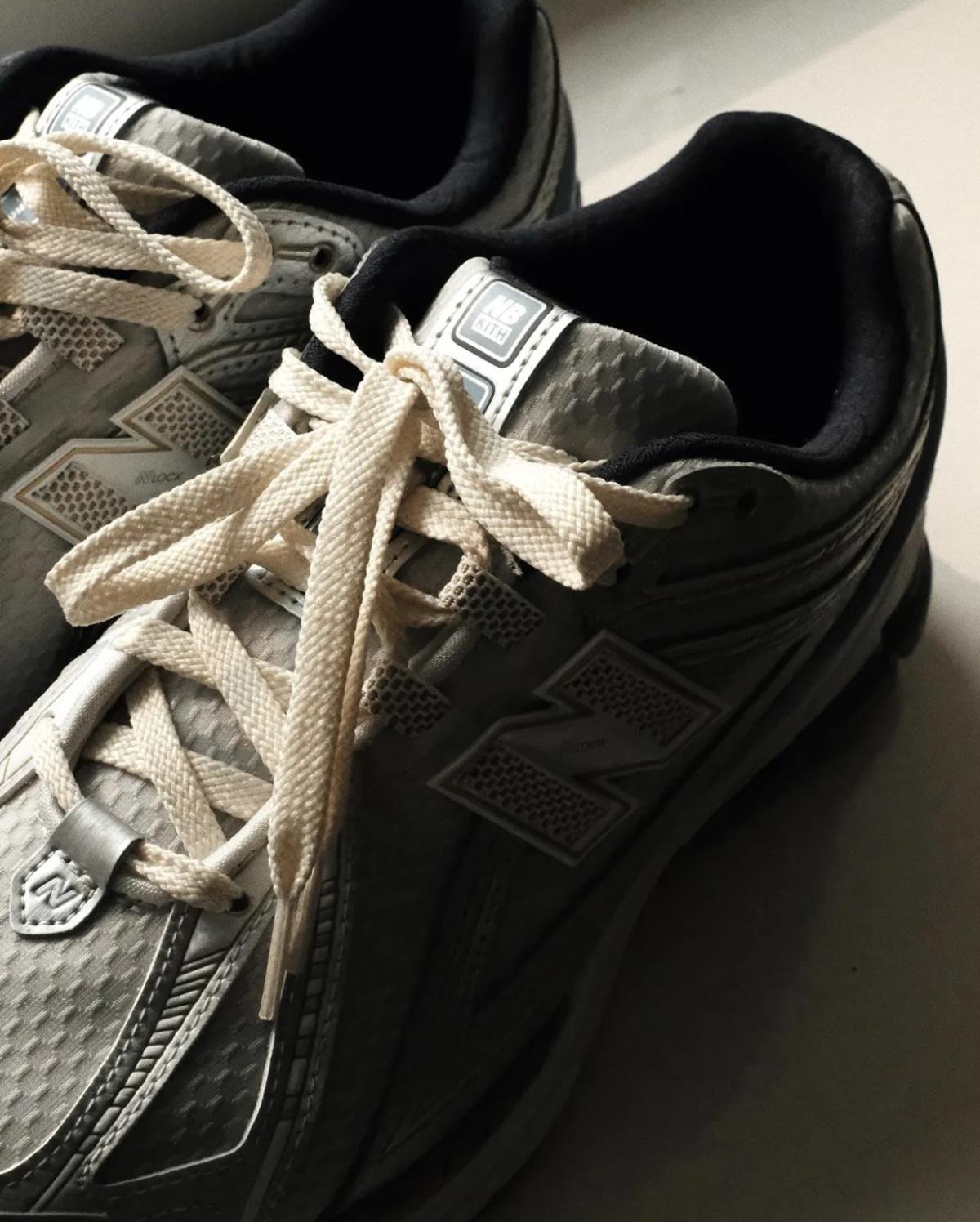 Kith célèbre la New Balance 1906R avec des tons naturels atténués Kith célèbre la New Balance 1906R avec des tons naturels atténués