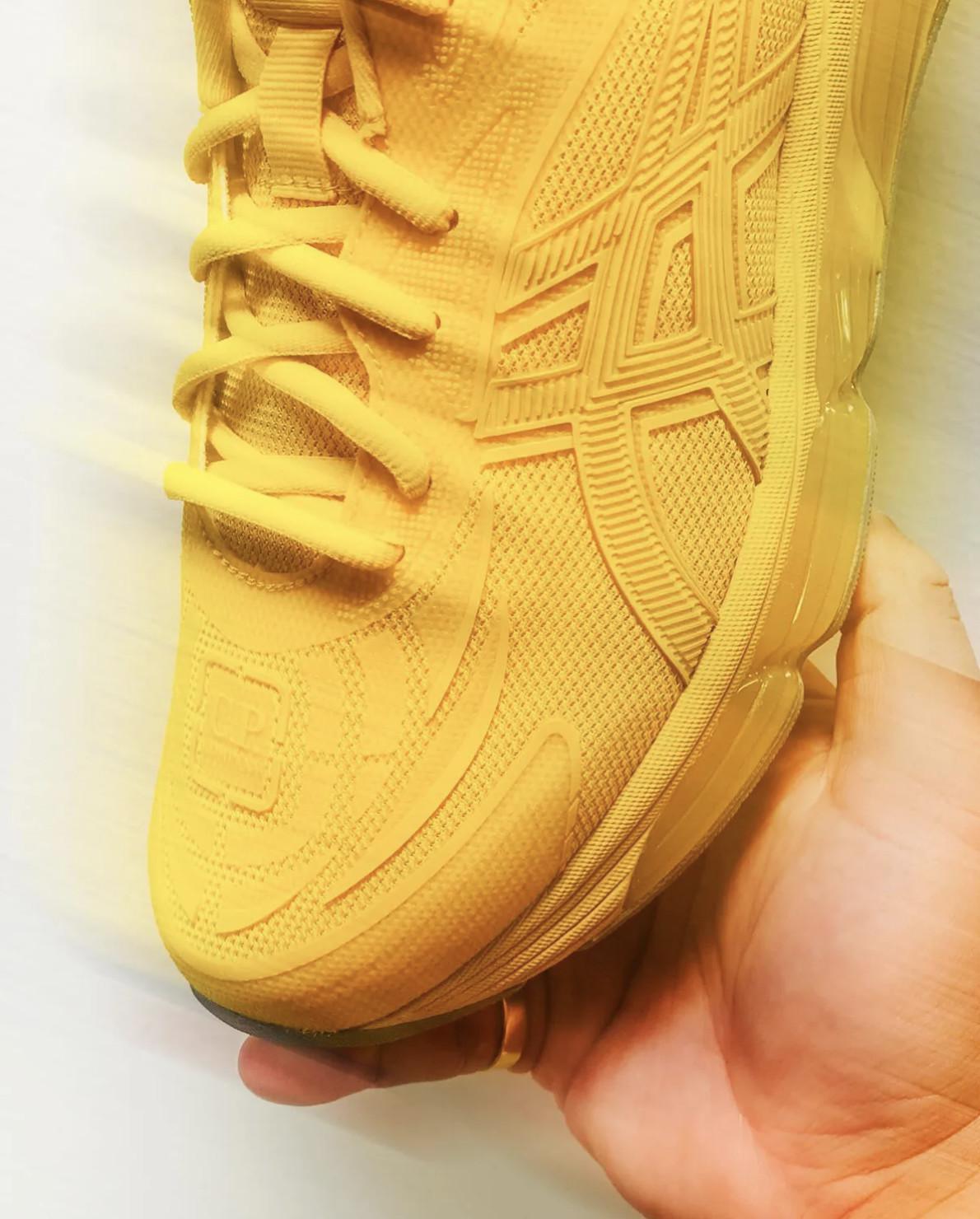 C.P. Company apporte un jaune ton sur ton à ses ASICS GEL-Quantum 360 C.P. Company apporte un jaune ton sur ton à ses ASICS GEL-Quantum 360