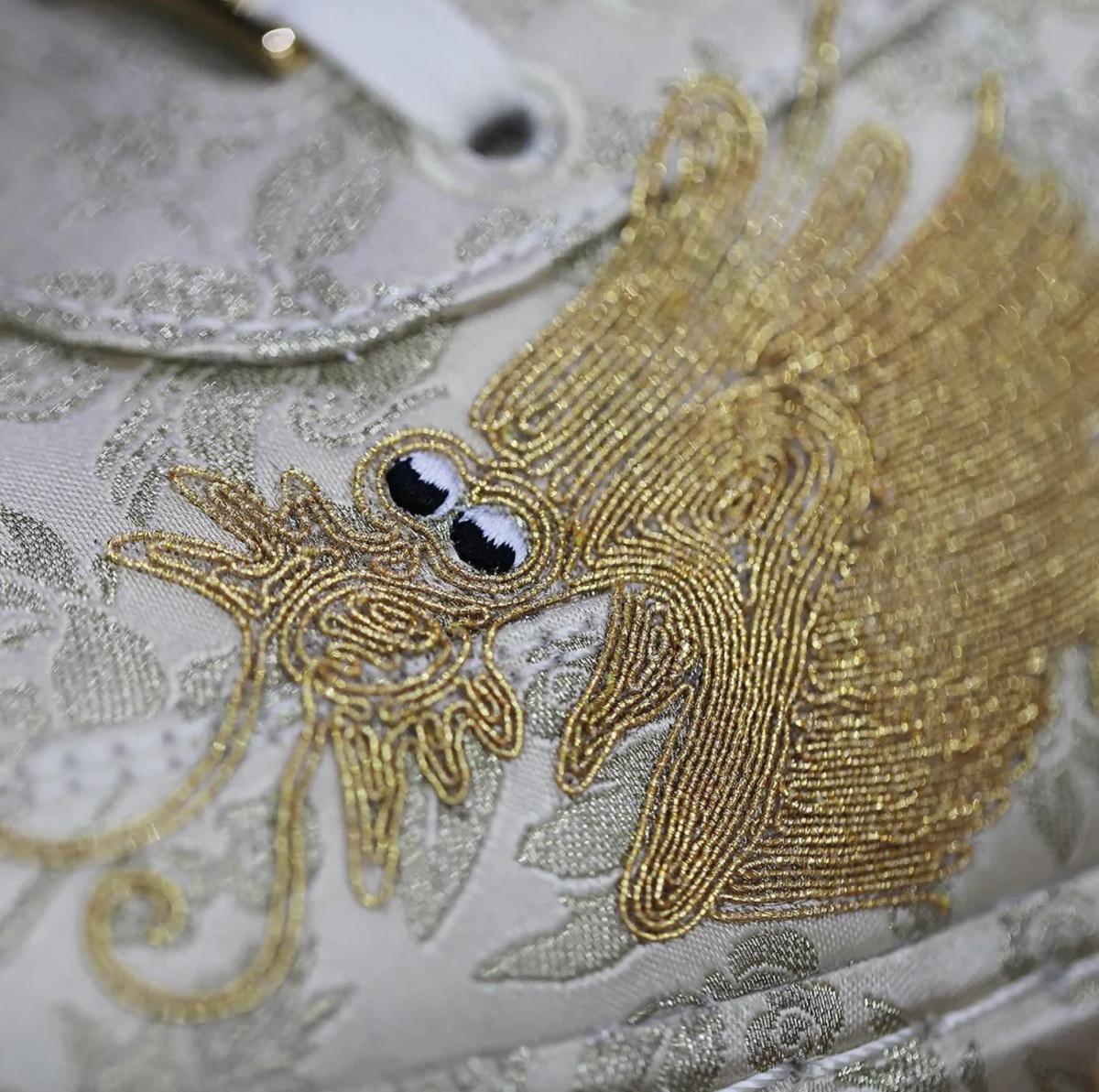 La célébration du Nouvel An chinois par Nike atteint de nouveaux sommets avec une Air Force 1 à 365 $. La célébration du Nouvel An chinois par Nike atteint de nouveaux sommets avec une Air Force 1 à 365 $.