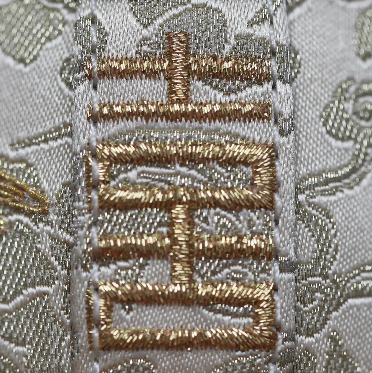 La célébration du Nouvel An chinois par Nike atteint de nouveaux sommets avec une Air Force 1 à 365 $. La célébration du Nouvel An chinois par Nike atteint de nouveaux sommets avec une Air Force 1 à 365 $.