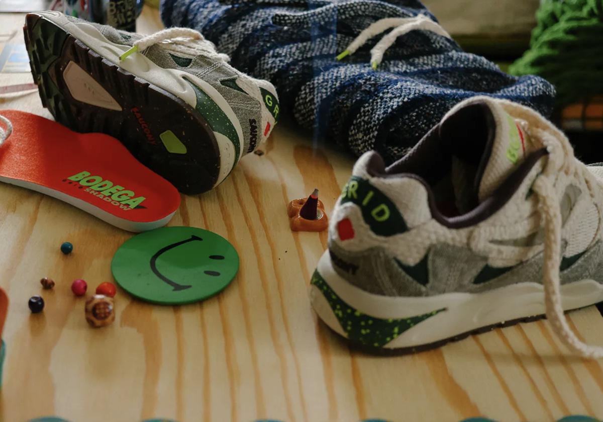 Le chanvre, la toile et le coton s'invitent à la Bodega x Saucony Grid Shadow 2 "Jaunt Woven" Le chanvre, la toile et le coton s'invitent à la Bodega x Saucony Grid Shadow 2 "Jaunt Woven"