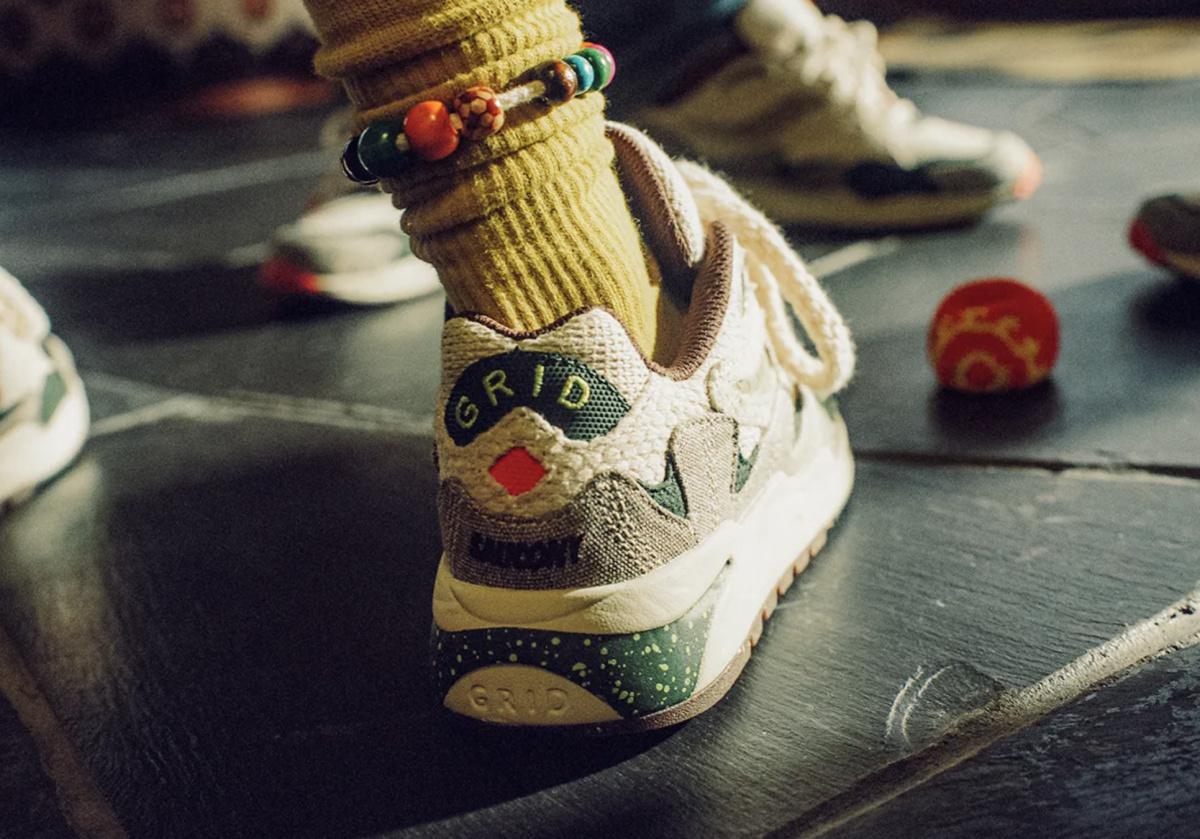Le chanvre, la toile et le coton s'invitent à la Bodega x Saucony Grid Shadow 2 "Jaunt Woven" Le chanvre, la toile et le coton s'invitent à la Bodega x Saucony Grid Shadow 2 "Jaunt Woven"