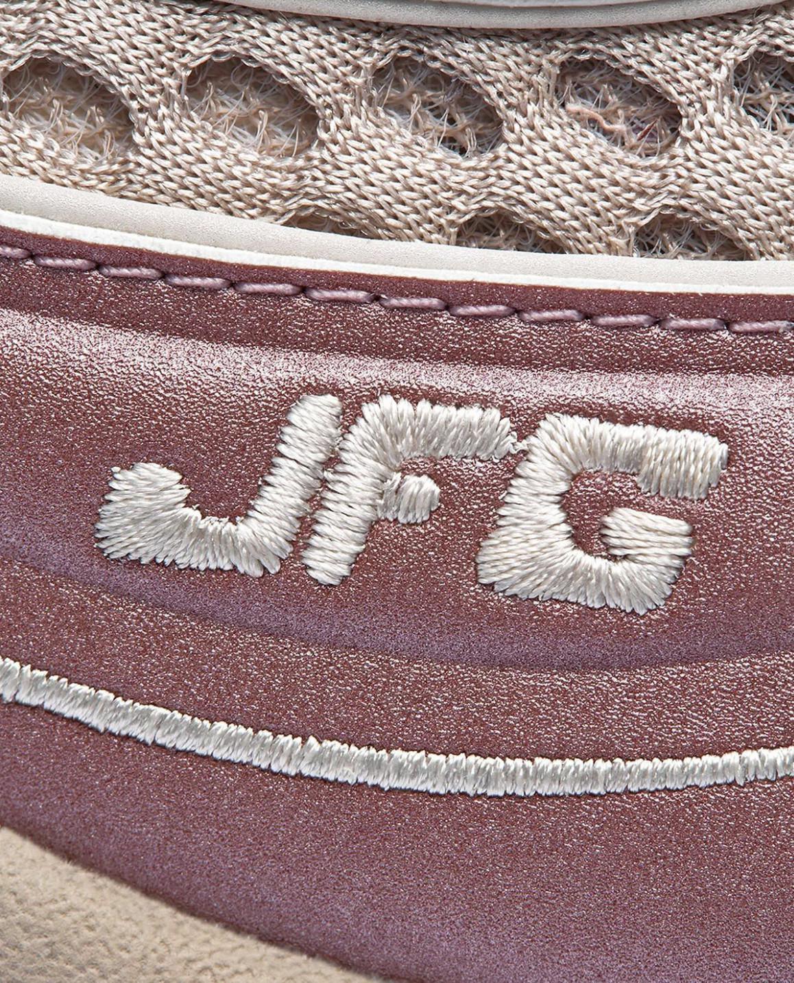 Joe Freshgoods dévoile ses New Balance 1000 "Pink Mink" et "Black Ice". Joe Freshgoods dévoile ses New Balance 1000 "Pink Mink" et "Black Ice".