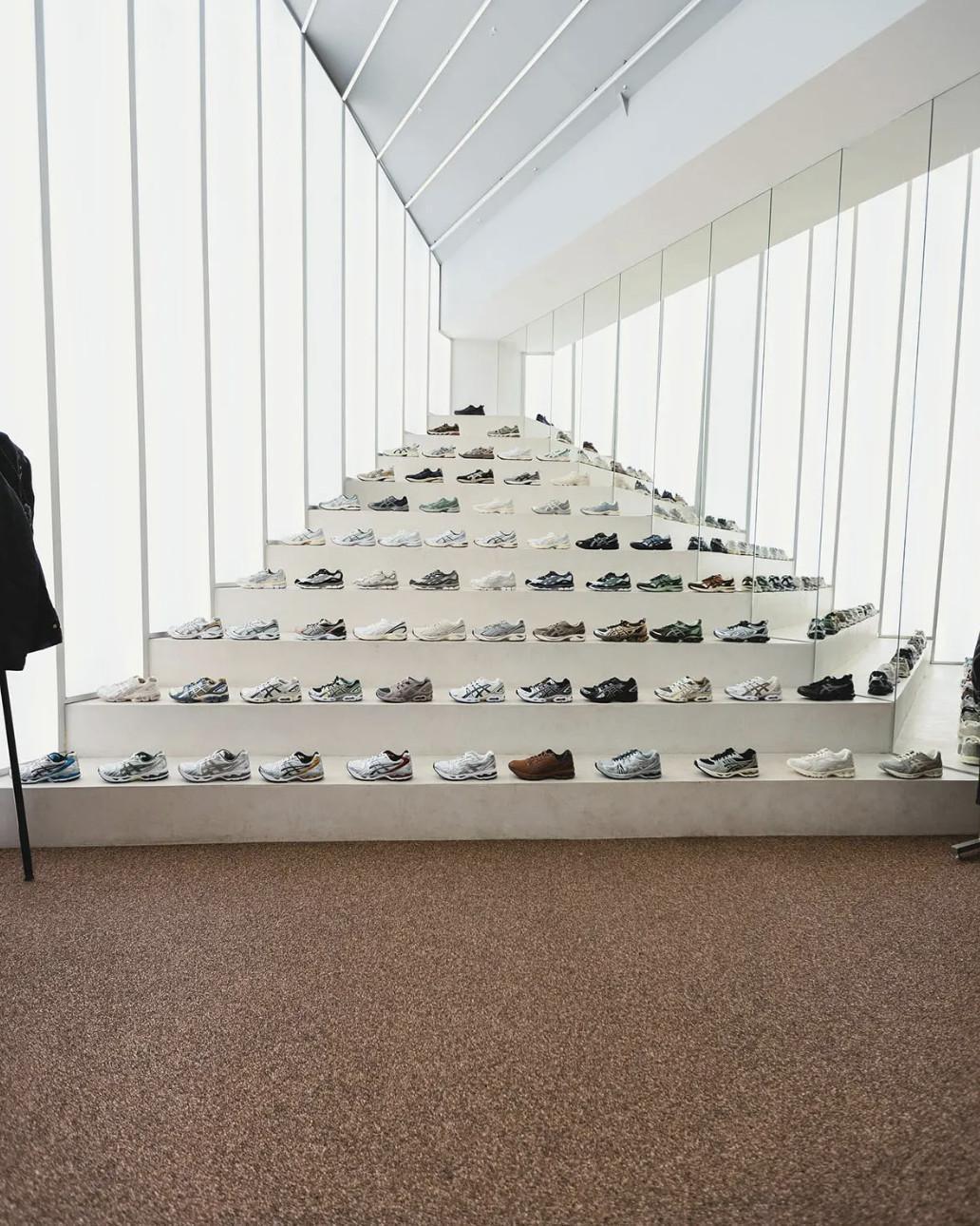 Le paradis des ASICS : Découvrez l'incroyable étalage de Shinzo Paris Le paradis des ASICS : Découvrez l'incroyable étalage de Shinzo Paris