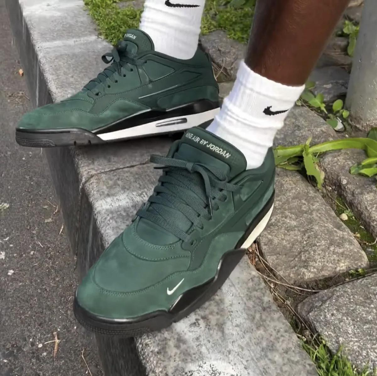 La Jordan 4 RM "Bike Air" de Nigel Sylvester dévoilée en "Pro Green" La Jordan 4 RM "Bike Air" de Nigel Sylvester dévoilée en "Pro Green"