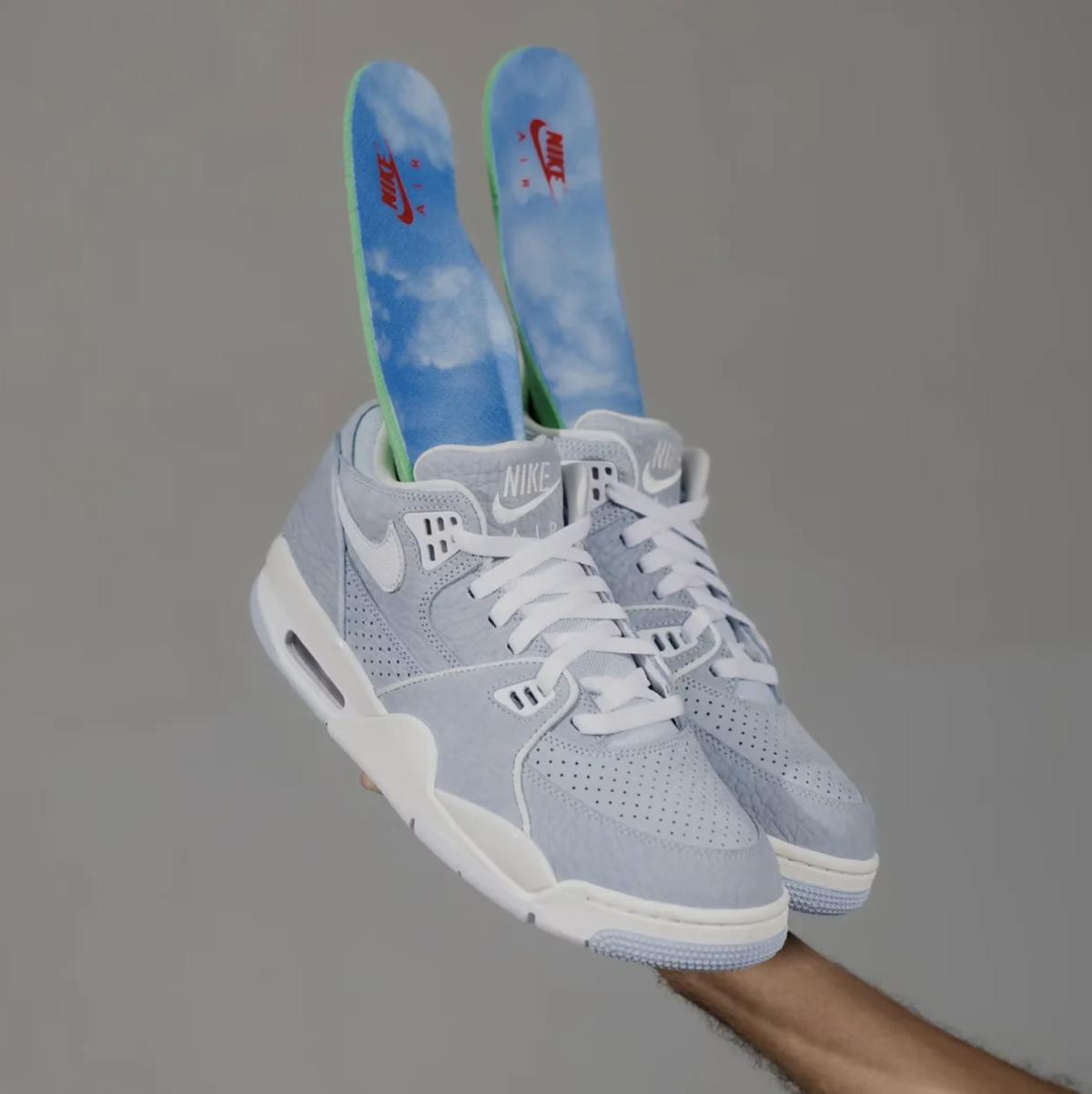 Seulement 472 paires disponibles. Seulement 472 paires disponibles.