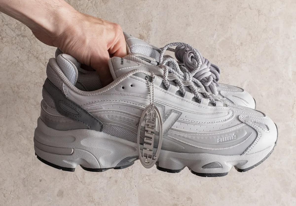 Regard détaillé sur le modèle Aimé Leon Dore x New Balance 1000 Regard détaillé sur le modèle Aimé Leon Dore x New Balance 1000