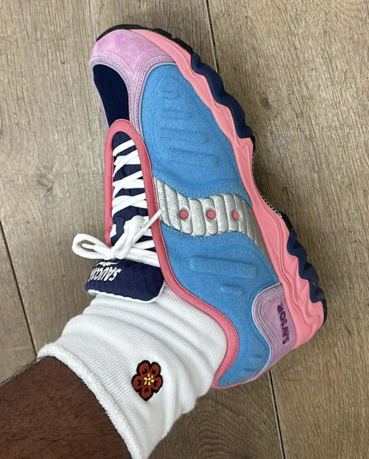 Jae Tips dévoile le premier aperçu de deux collaborations avec Saucony Matrix Jae Tips dévoile le premier aperçu de deux collaborations avec Saucony Matrix