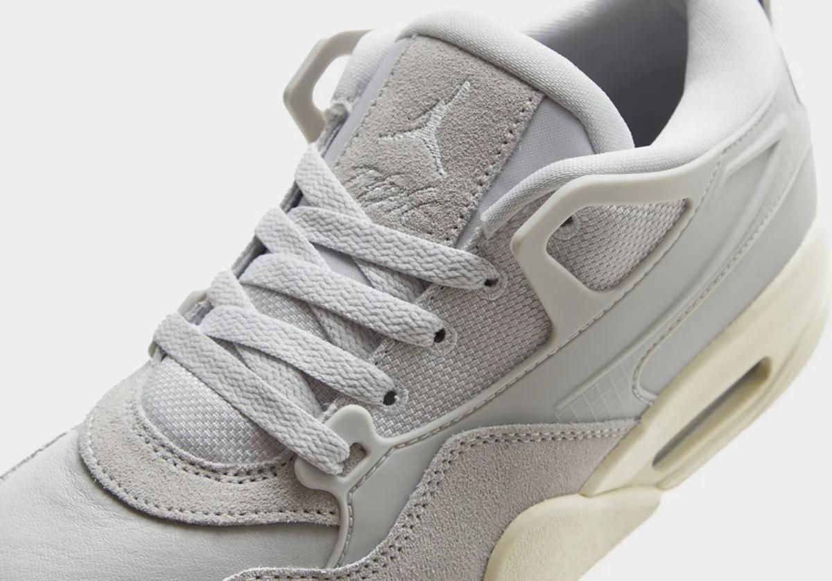 Une Air Jordan 4 RM apparaît avec un gris monochromatique