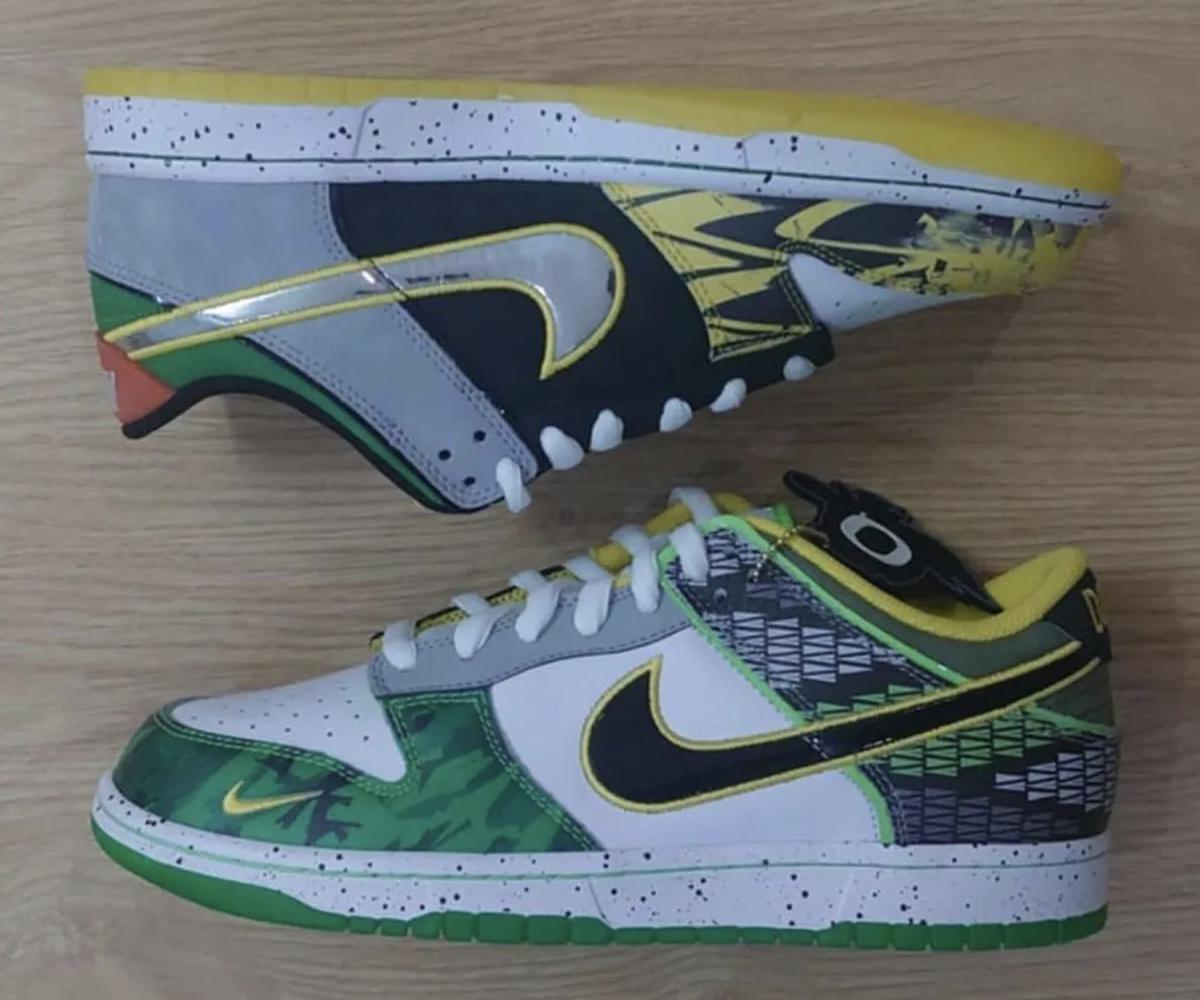 Le programme Ducks Of A Feather de l'Oregon va sortir des Nike Dunks "What The Duck". Le programme Ducks Of A Feather de l'Oregon va sortir des Nike Dunks "What The Duck".