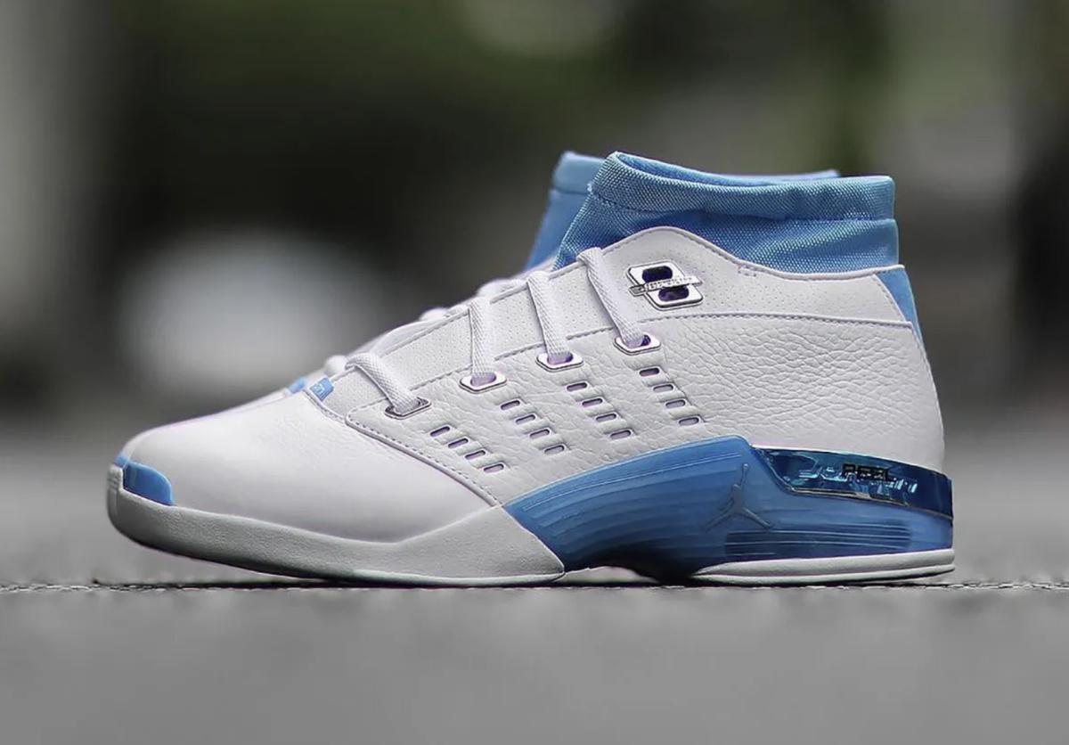 L'Air Jordan 17 Low « UNC » revient le 28 août pour 300 $. L'Air Jordan 17 Low « UNC » revient le 28 août pour 300 $.