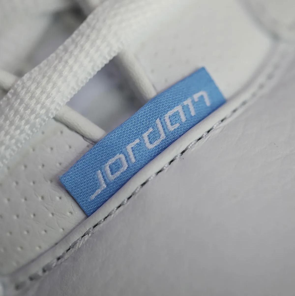 L'Air Jordan 17 Low « UNC » revient le 28 août pour 300 $. L'Air Jordan 17 Low « UNC » revient le 28 août pour 300 $.