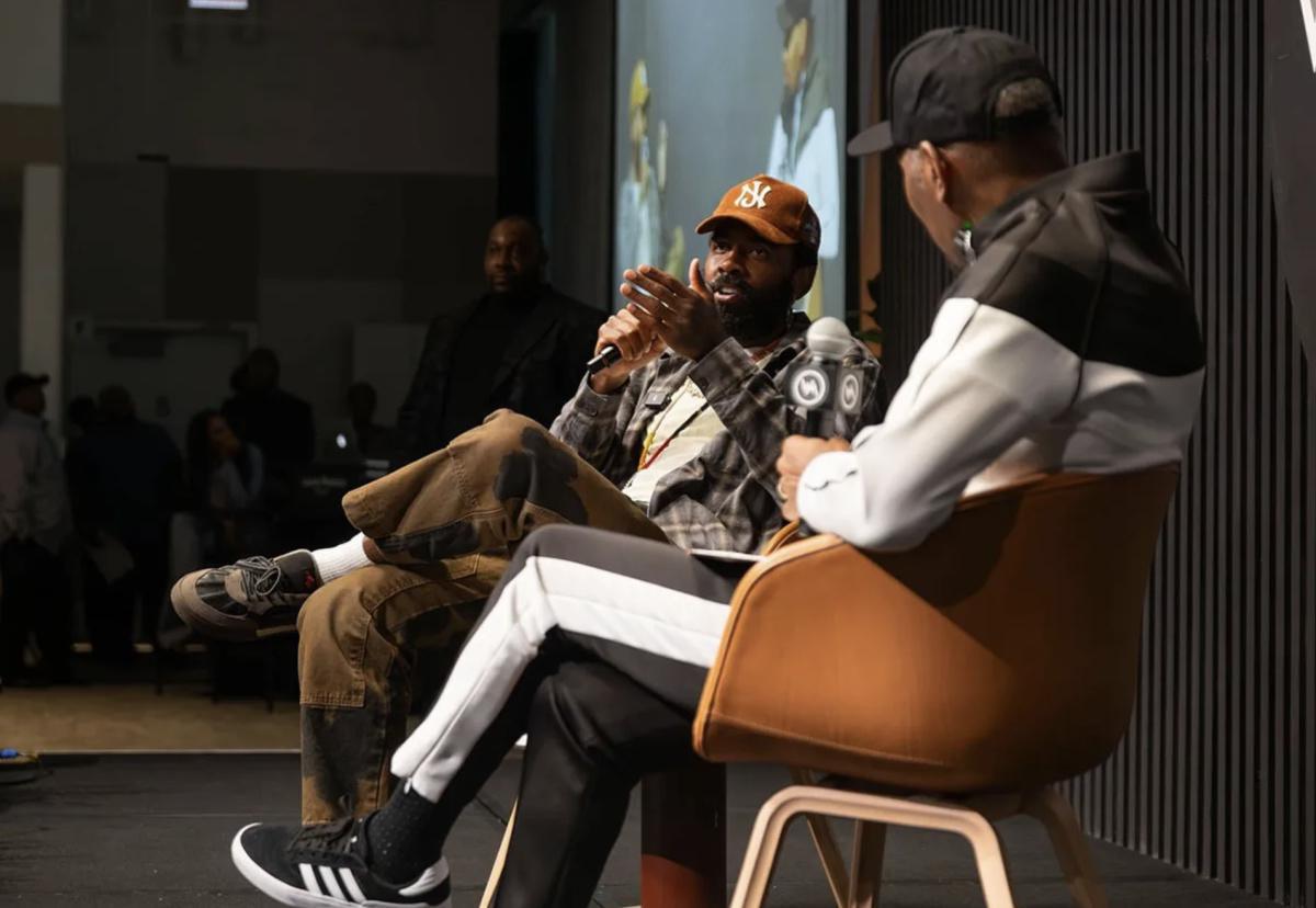 Kyrie Irving et ANTA sortent du terrain avec la chaussure KAI Tribe Kyrie Irving et ANTA sortent du terrain avec la chaussure KAI Tribe