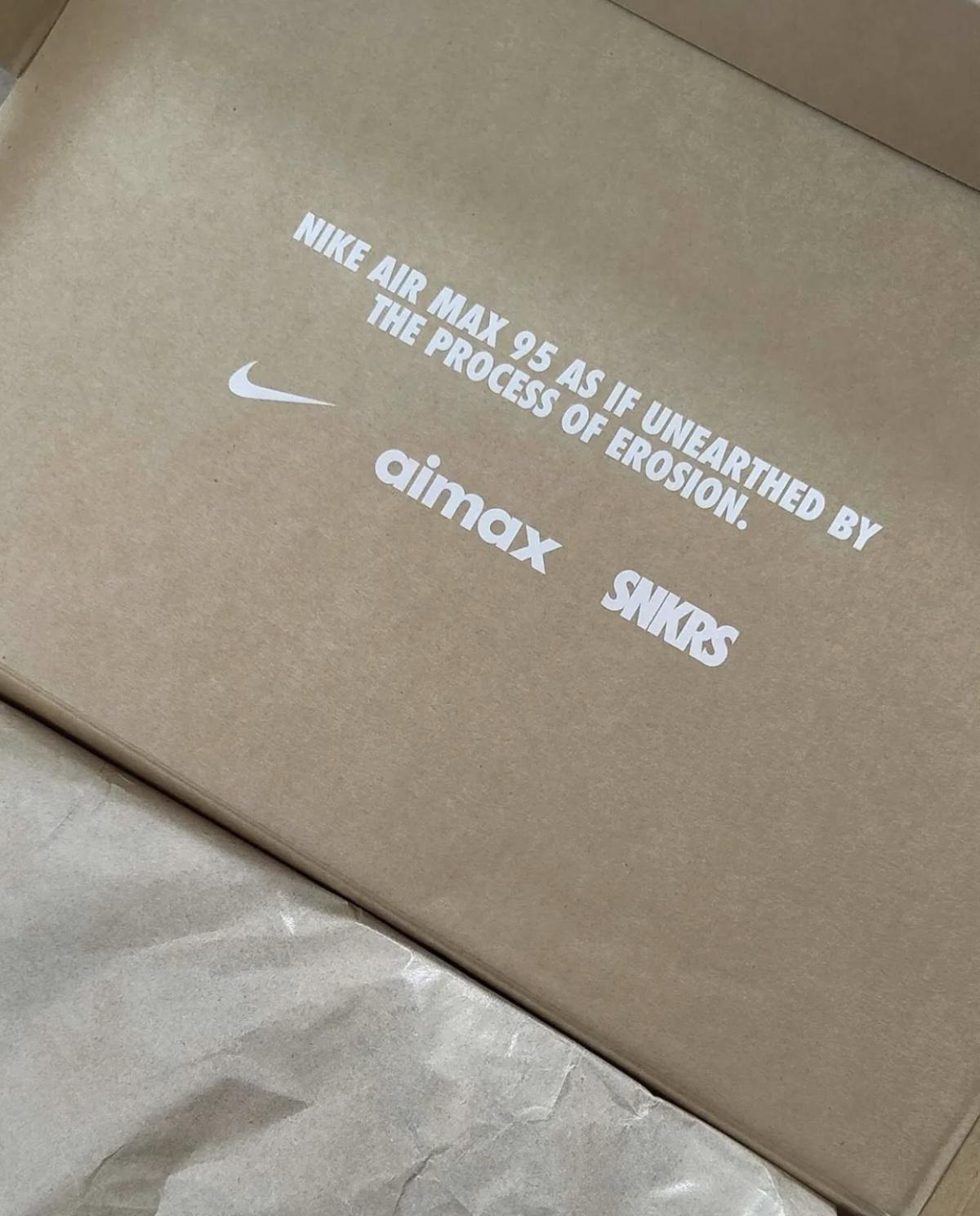 La Nike Air Max 95 sera disponible dans un coloris « Erosion » le 30 septembre La Nike Air Max 95 sera disponible dans un coloris « Erosion » le 30 septembre