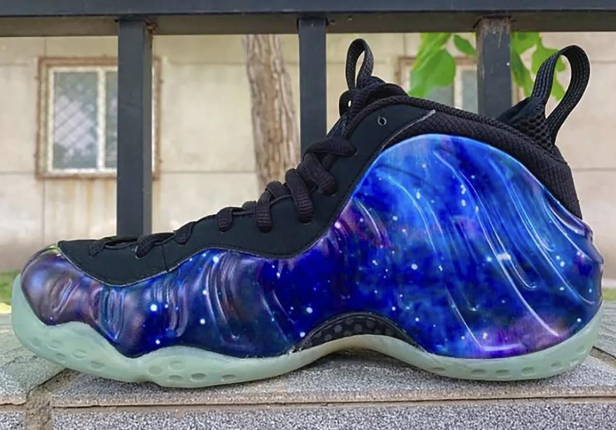 Zoom sur les Nike Galaxy Foamposites qui sortiront en février 2025 Zoom sur les Nike Galaxy Foamposites qui sortiront en février 2025