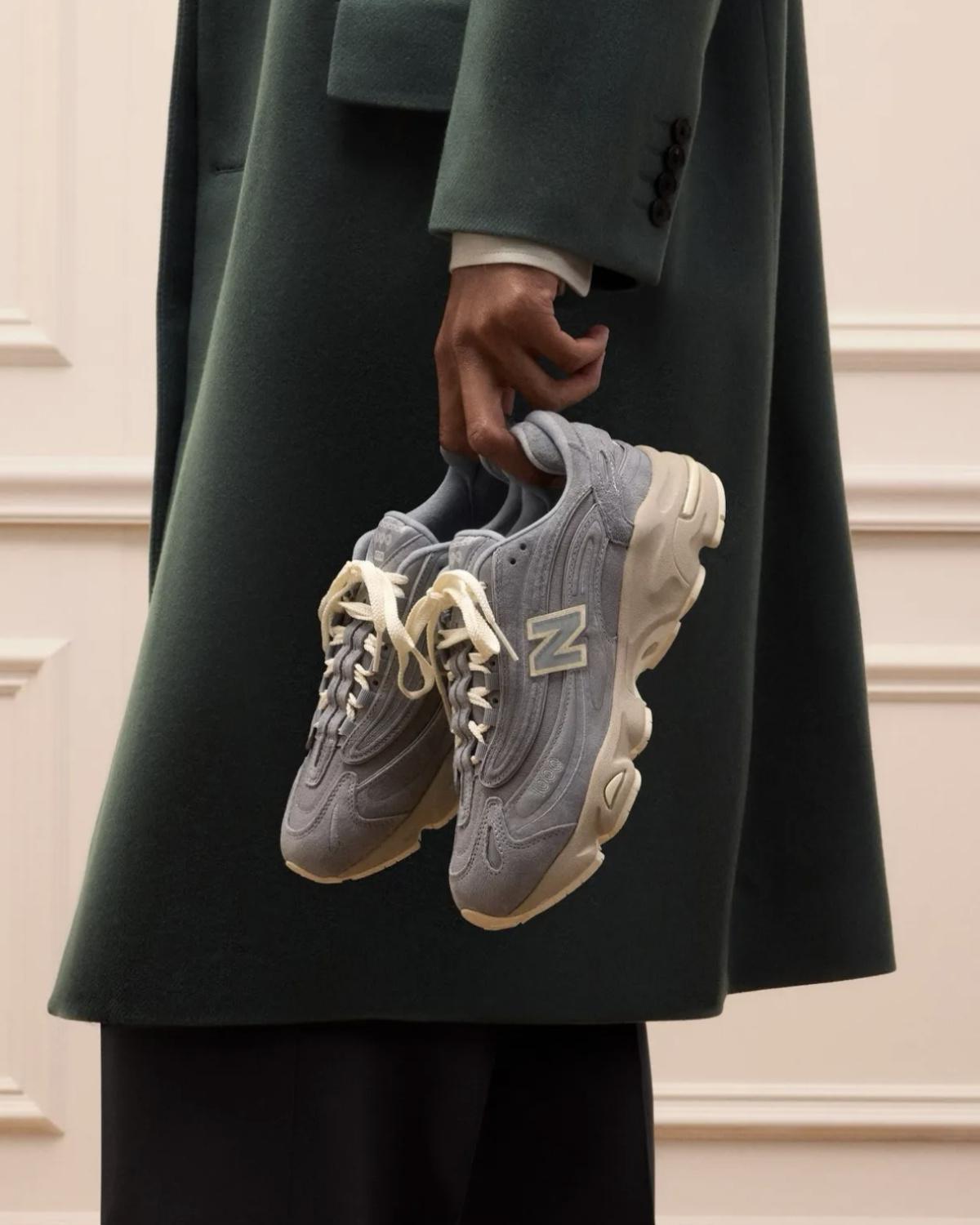 Ronnie Fieg dévoile les prochaines collaborations KITH x New Balance pour l'automne/hiver 2024 Ronnie Fieg dévoile les prochaines collaborations KITH x New Balance pour l'automne/hiver 2024