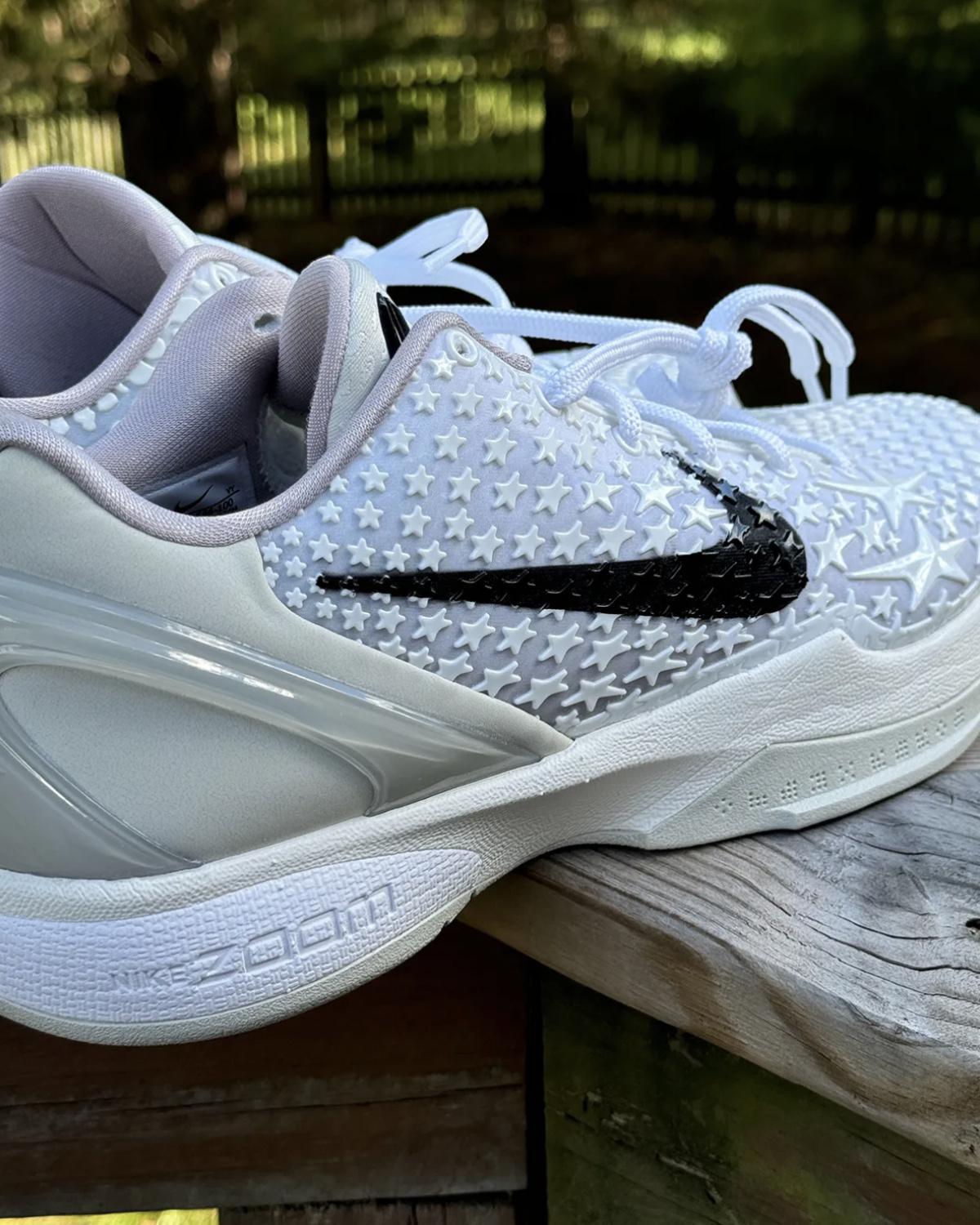 La Nike Kobe 6 Protro « All-Star 2.0 » ajoute un motif étoilé La Nike Kobe 6 Protro « All-Star 2.0 » ajoute un motif étoilé