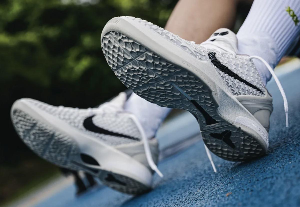 La Nike Kobe 6 Protro « All-Star 2.0 » ajoute un motif étoilé La Nike Kobe 6 Protro « All-Star 2.0 » ajoute un motif étoilé