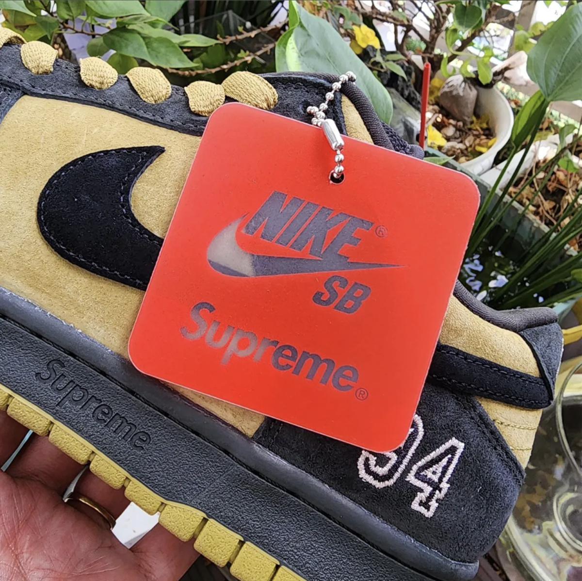 Deux autres Supreme Nike SB Dunks en vue pour 2025 Deux autres Supreme Nike SB Dunks en vue pour 2025