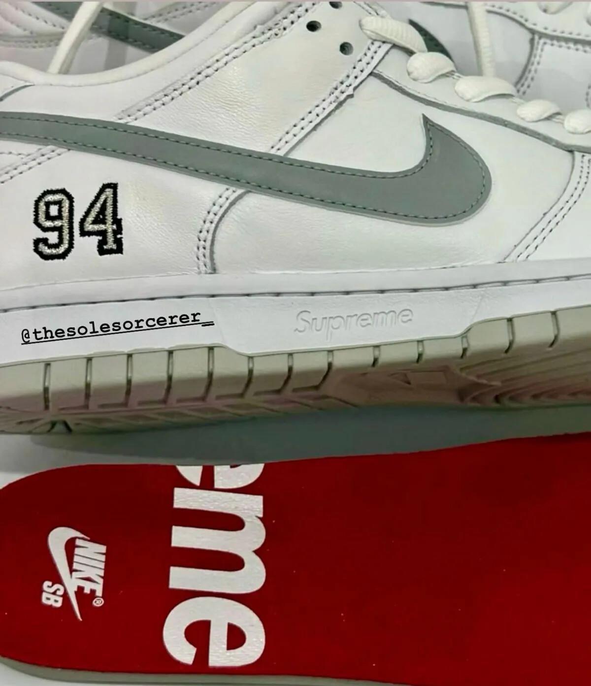 Deux autres Supreme Nike SB Dunks en vue pour 2025 Deux autres Supreme Nike SB Dunks en vue pour 2025