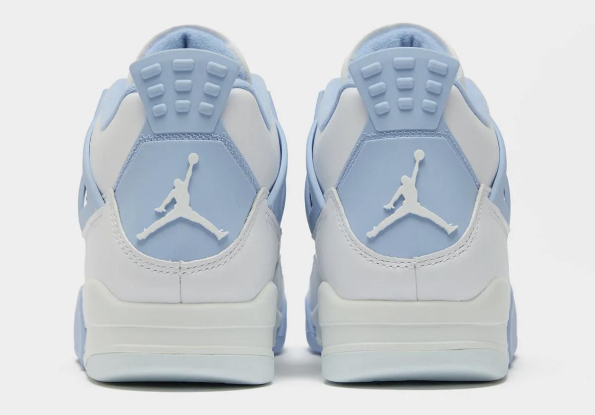 Premier aperçu de l'Air Jordan 4 « Forget Me Not » Premier aperçu de l'Air Jordan 4 « Forget Me Not »