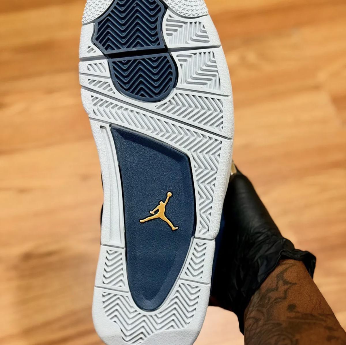 L'université d'Howard reçoit le traitement « First Class » de l'Air Jordan 4 PE L'université d'Howard reçoit le traitement « First Class » de l'Air Jordan 4 PE