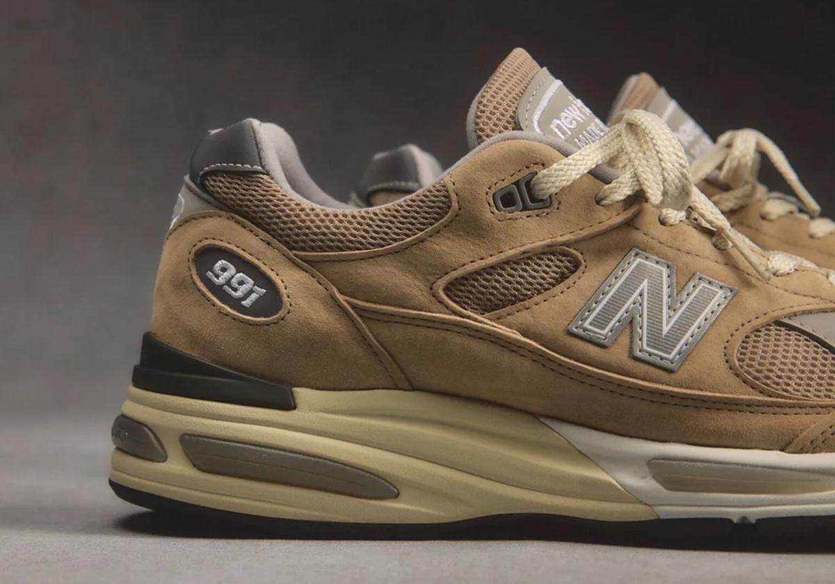 New Balance lance la collection MADE In UK centrée sur le « luxe tranquille ».