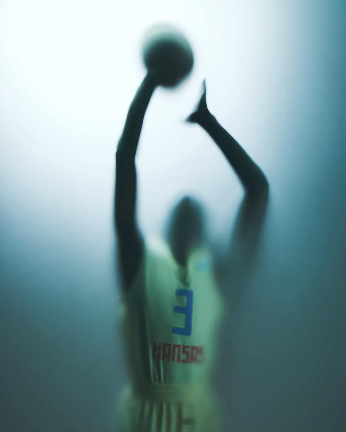 adidas et Fear of God Athletics s'associent à Indiana, Kansas et Miami adidas et Fear of God Athletics s'associent à Indiana, Kansas et Miami